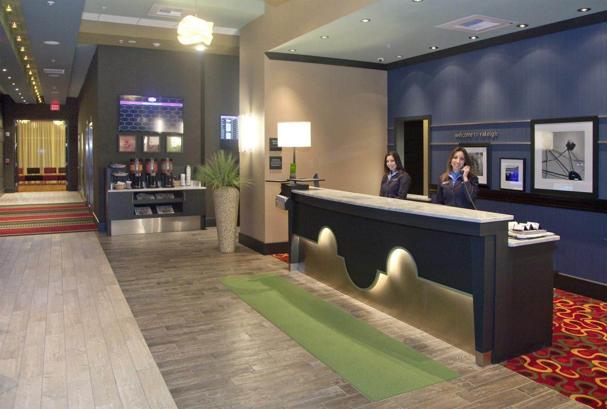 Hampton Inn & Suites Crabtree Raleigh Luaran gambar